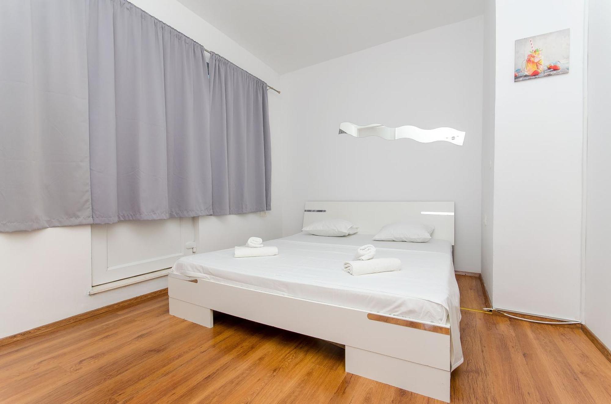 Apartment Beaches & Park Marjan Apartment *