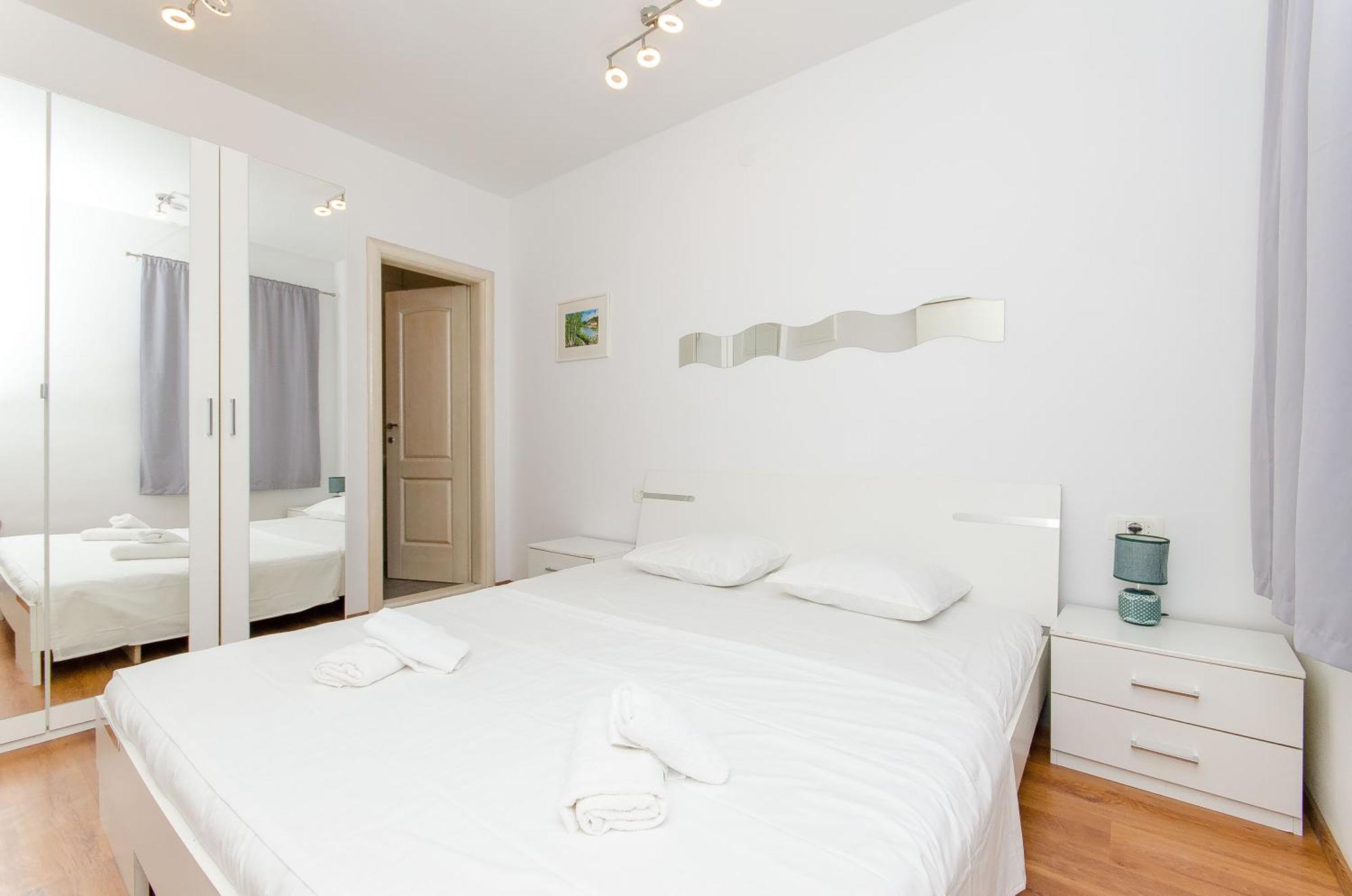 Apartment Apartment Beaches & Park Marjan *