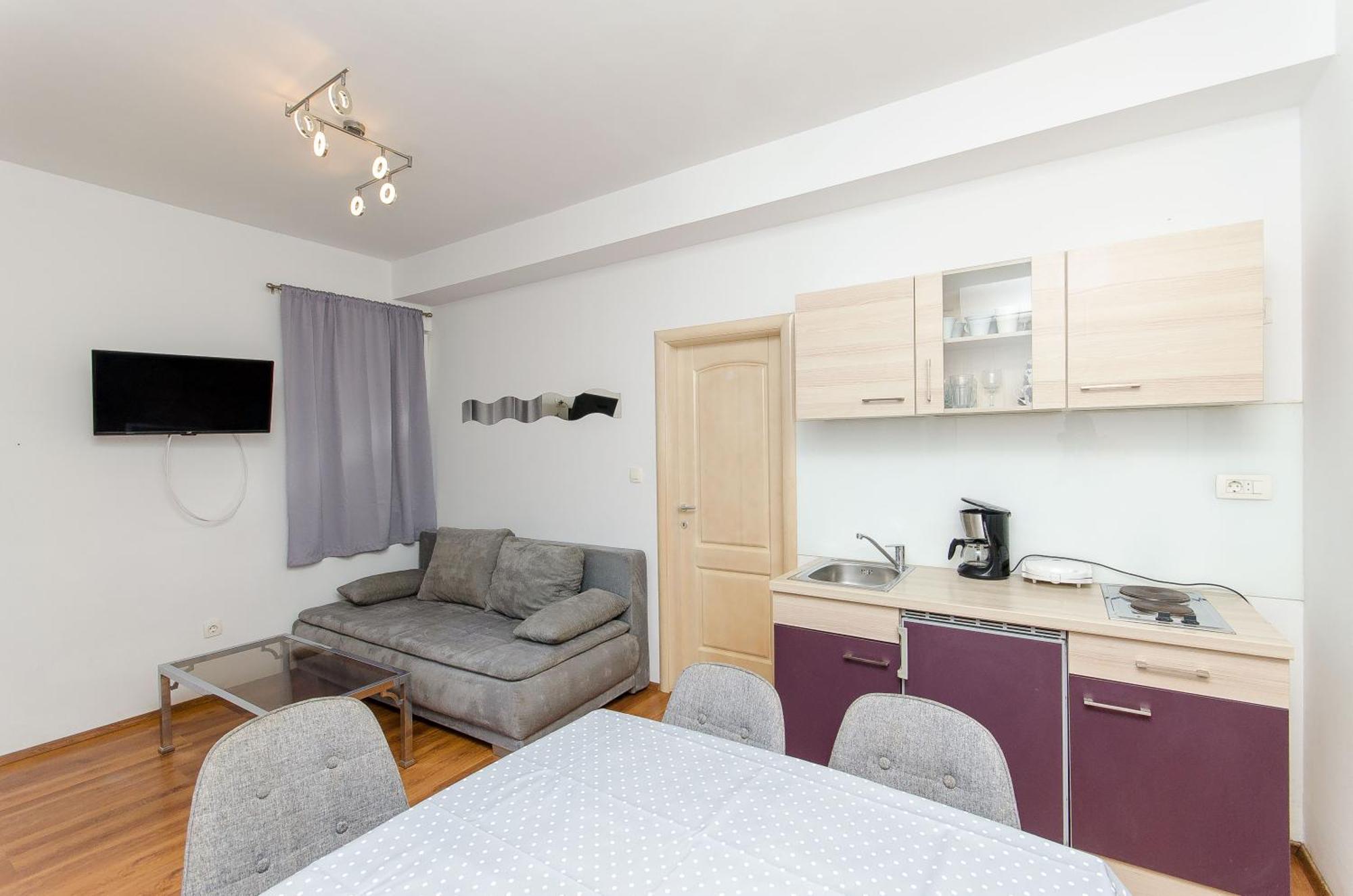 Apartment Beaches & Park Marjan * Split