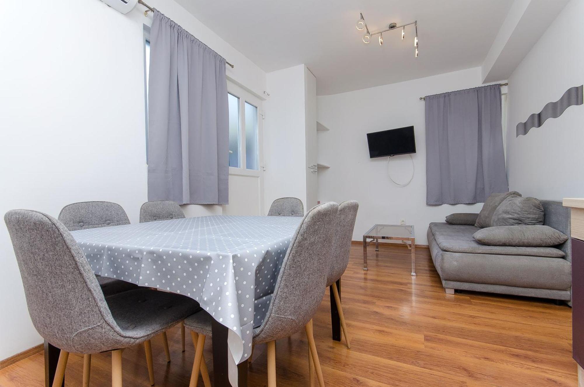 Apartment Beaches & Park Marjan